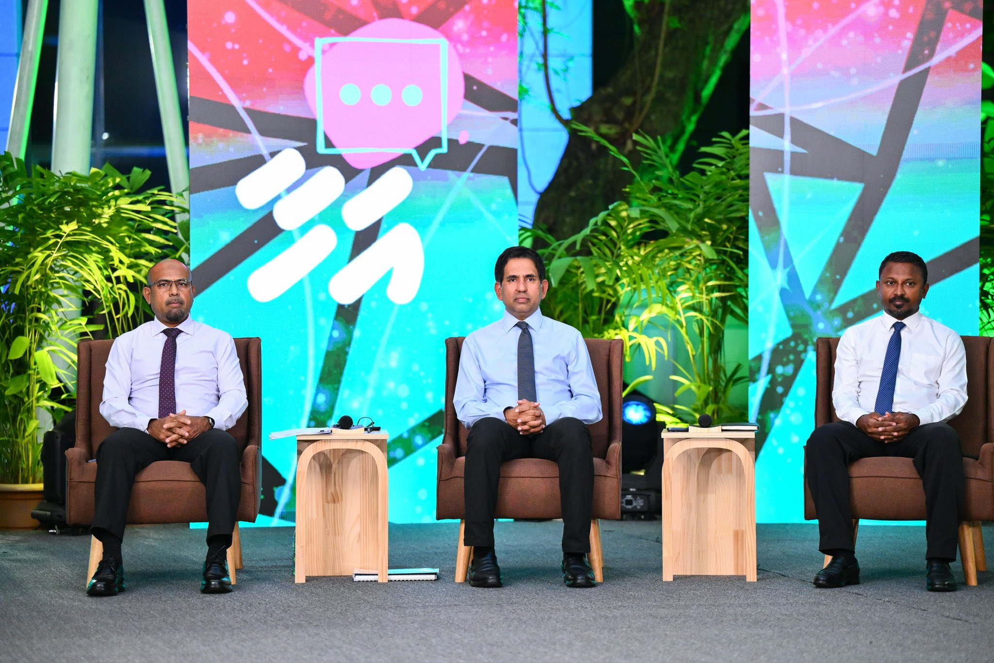 ސްކޫލް ކުދިންނަށް ޚާއްޞަ ބަސް ދަތުރުތައް މާލެއާއި ހުޅުމާލެއާ ދެމެދު ތައާރަފުކުރަނީ